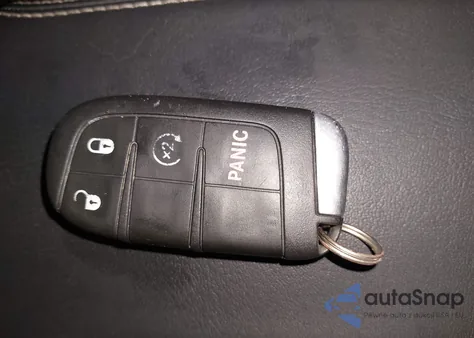 2017 Jeep Renegade Limited 4X4 from USA, damaged, VIN ZACCJBDB0HPE79155